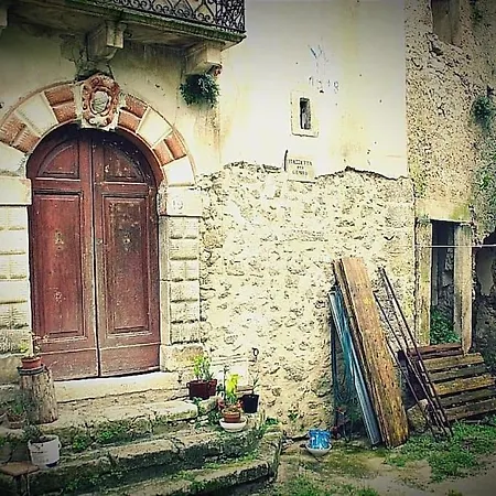 La Casa Dei Nonni Holiday home *